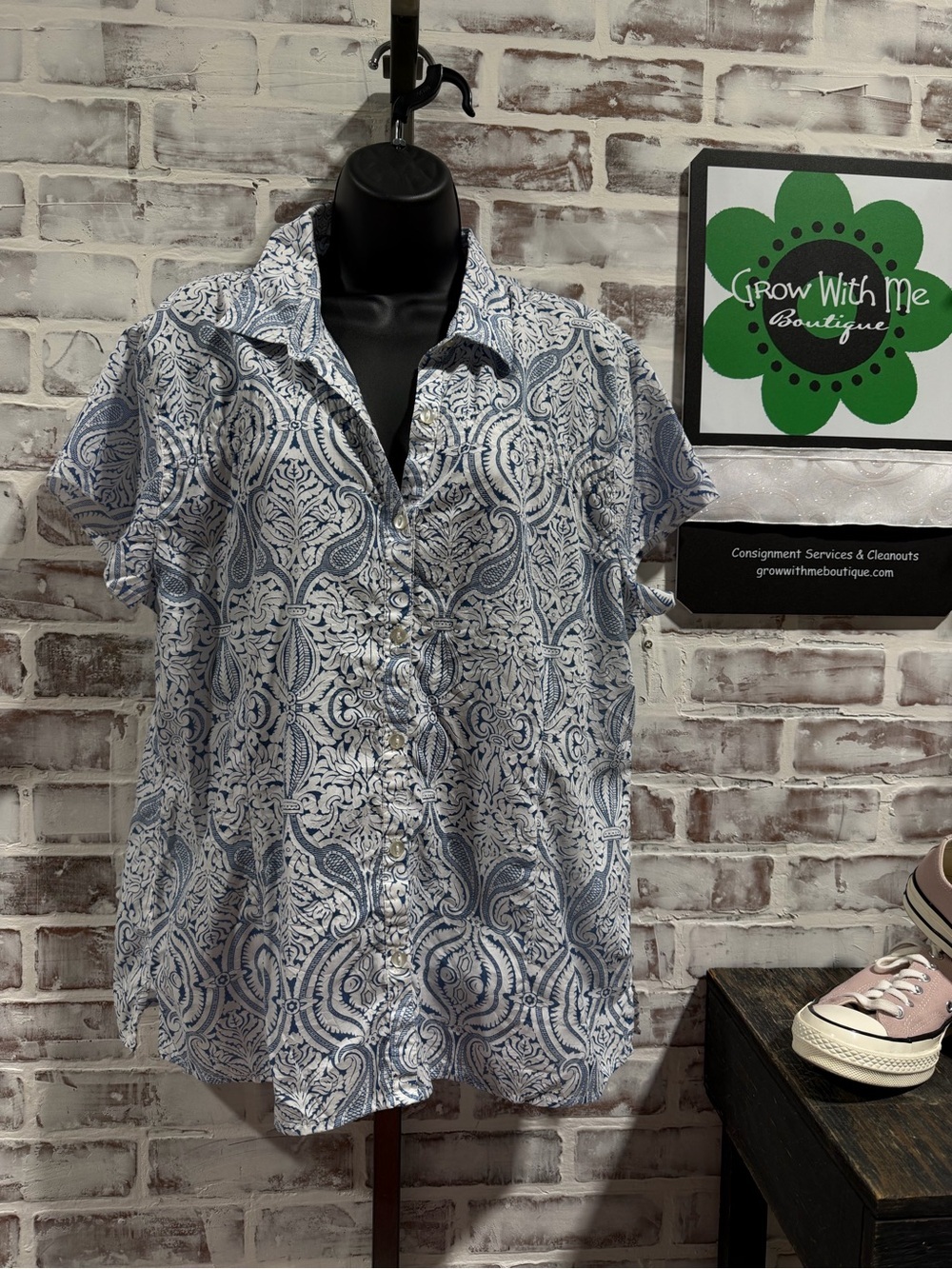 Eddie Bauer Light Blue Paisley Short-Sleeve Button-Down Shirt XL